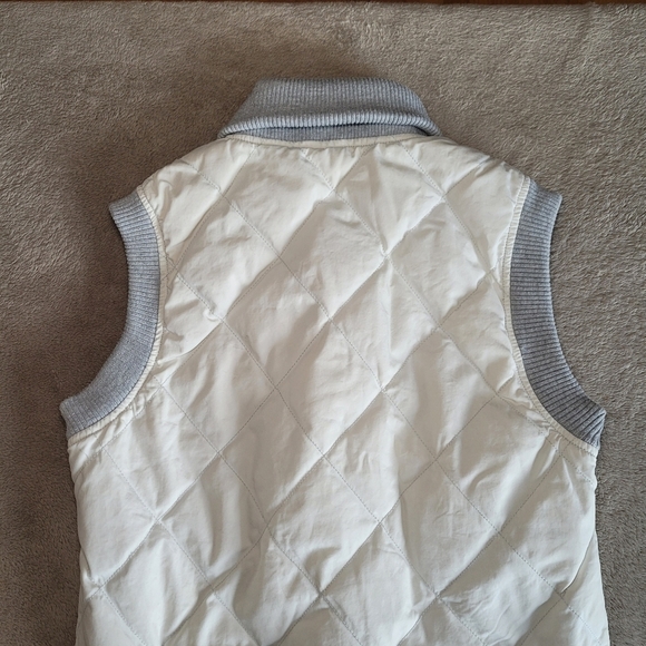 Eddie Bauer quilted goose down vest size small - Picture 9 of 16